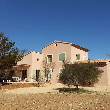 Up To 15 People, Between Gordes & Roussillon Holiday home *